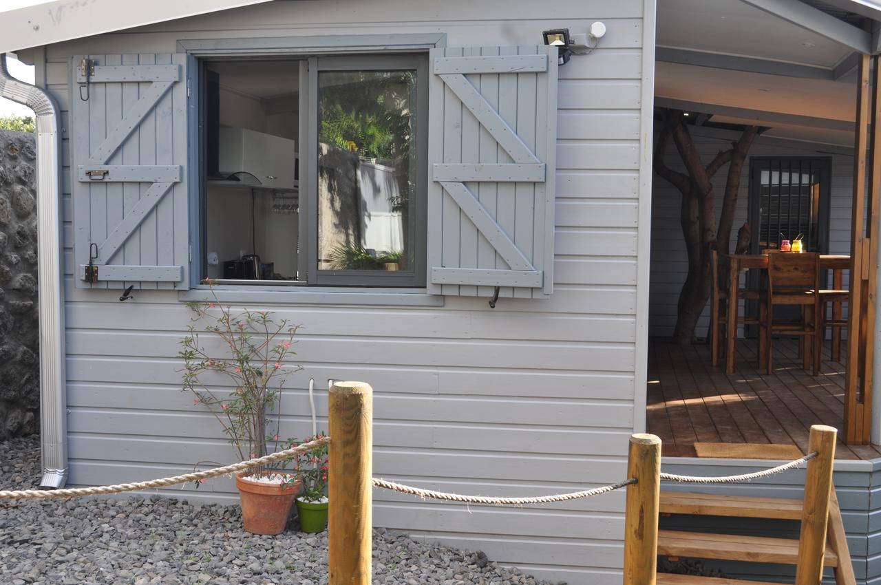 Saint-Gilles-les Hauts Ti Joli Caz En Bois 아파트 외부 사진